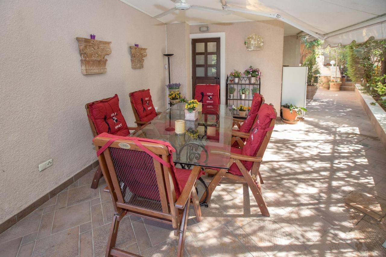 Exceptional Villa In Voula Near The Sea Athen Exterior foto